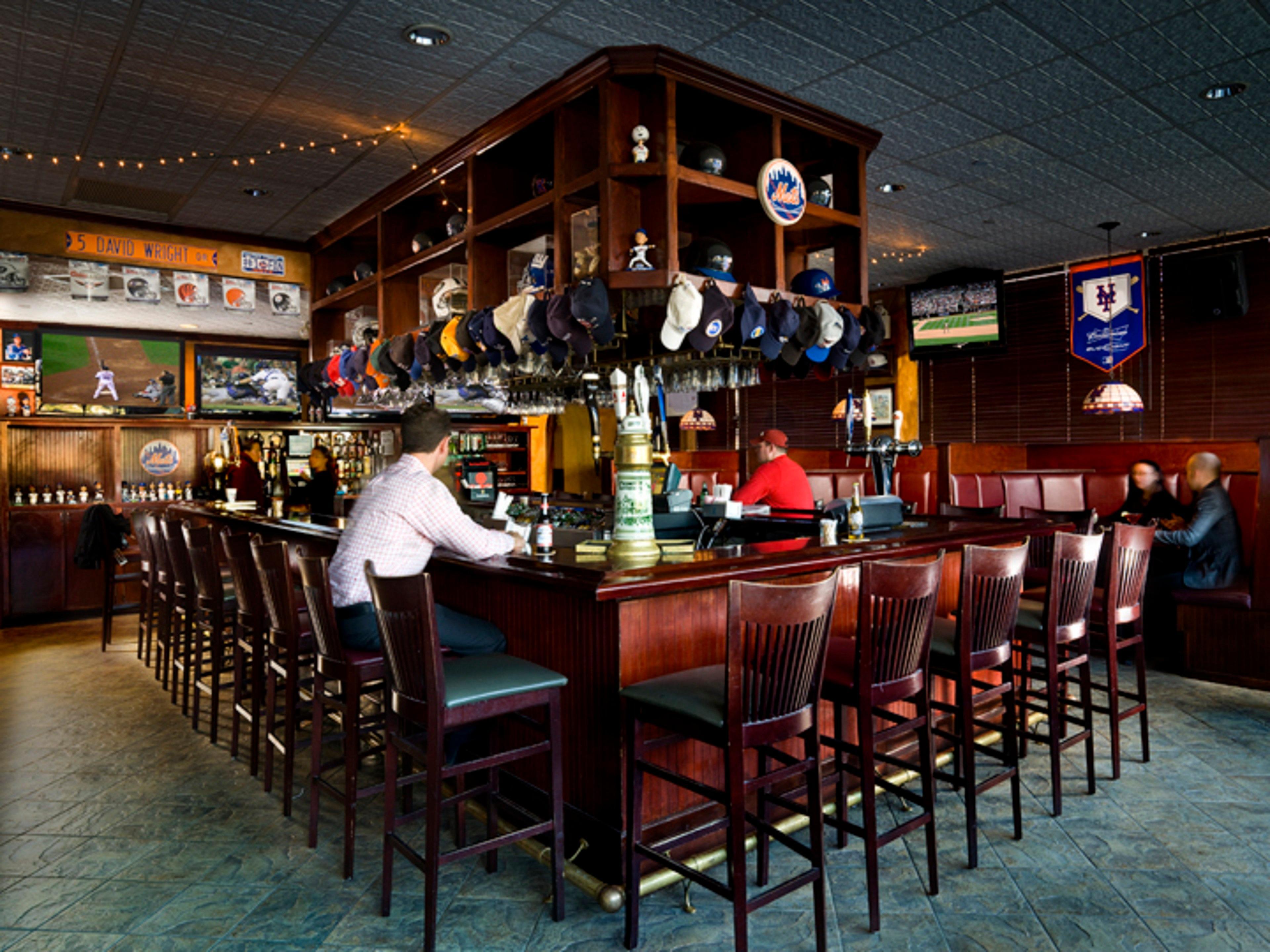 The Laguardia Hotel นิวยอร์ก ภายนอก รูปภาพ