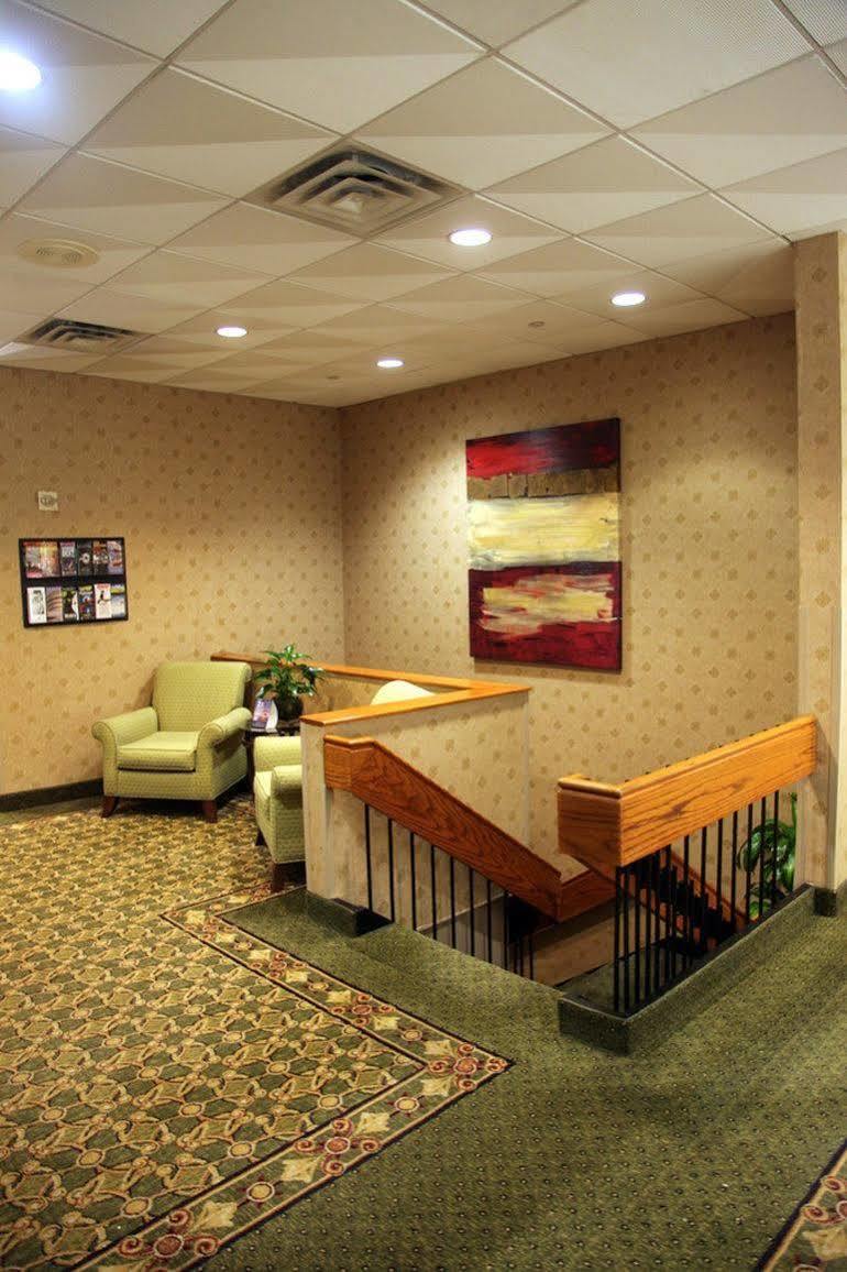 The Laguardia Hotel นิวยอร์ก ภายนอก รูปภาพ