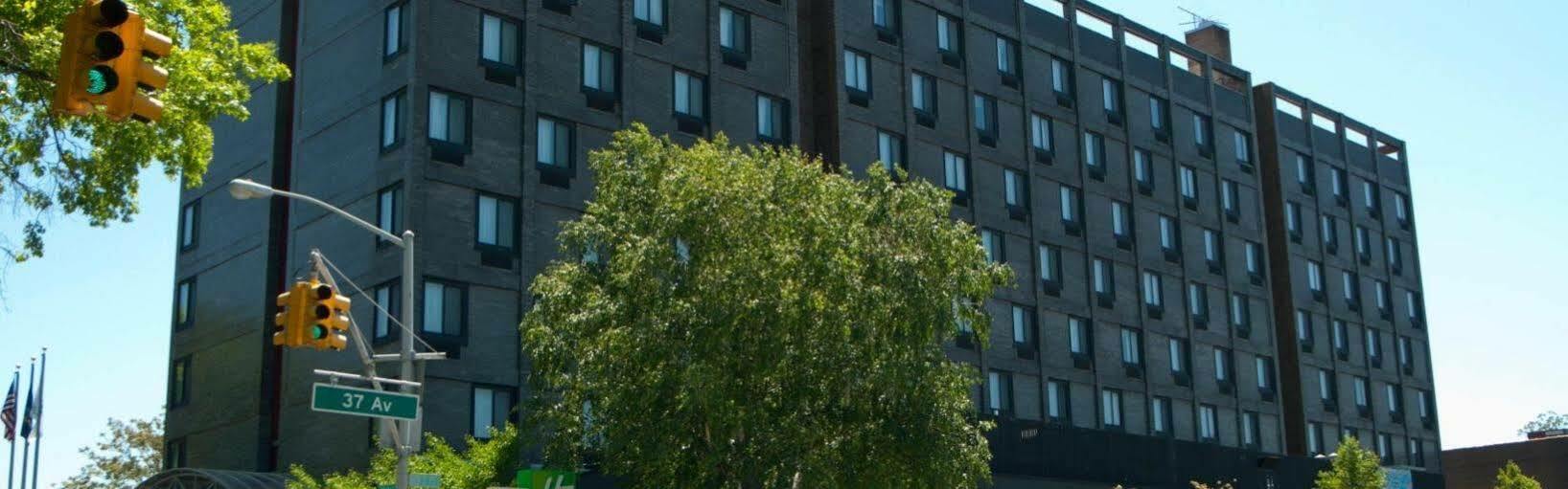 The Laguardia Hotel นิวยอร์ก ภายนอก รูปภาพ