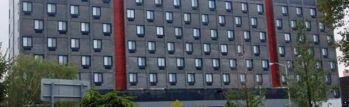 The Laguardia Hotel นิวยอร์ก ภายนอก รูปภาพ